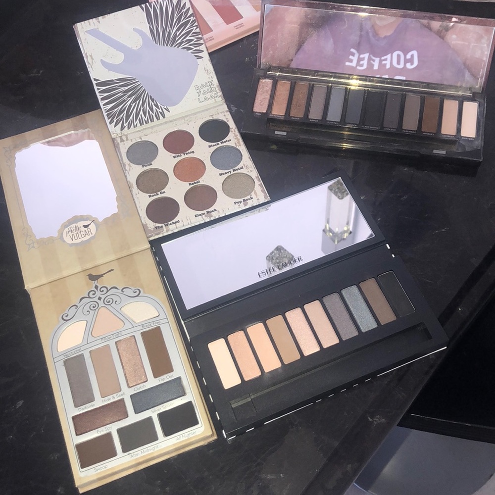 Smokey eyeshadow makeup bundle!
